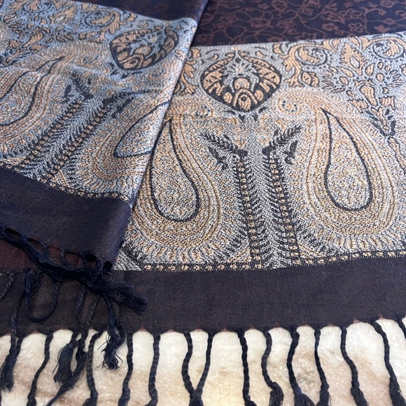 Cashmere Scarf - Picture 8 of 8